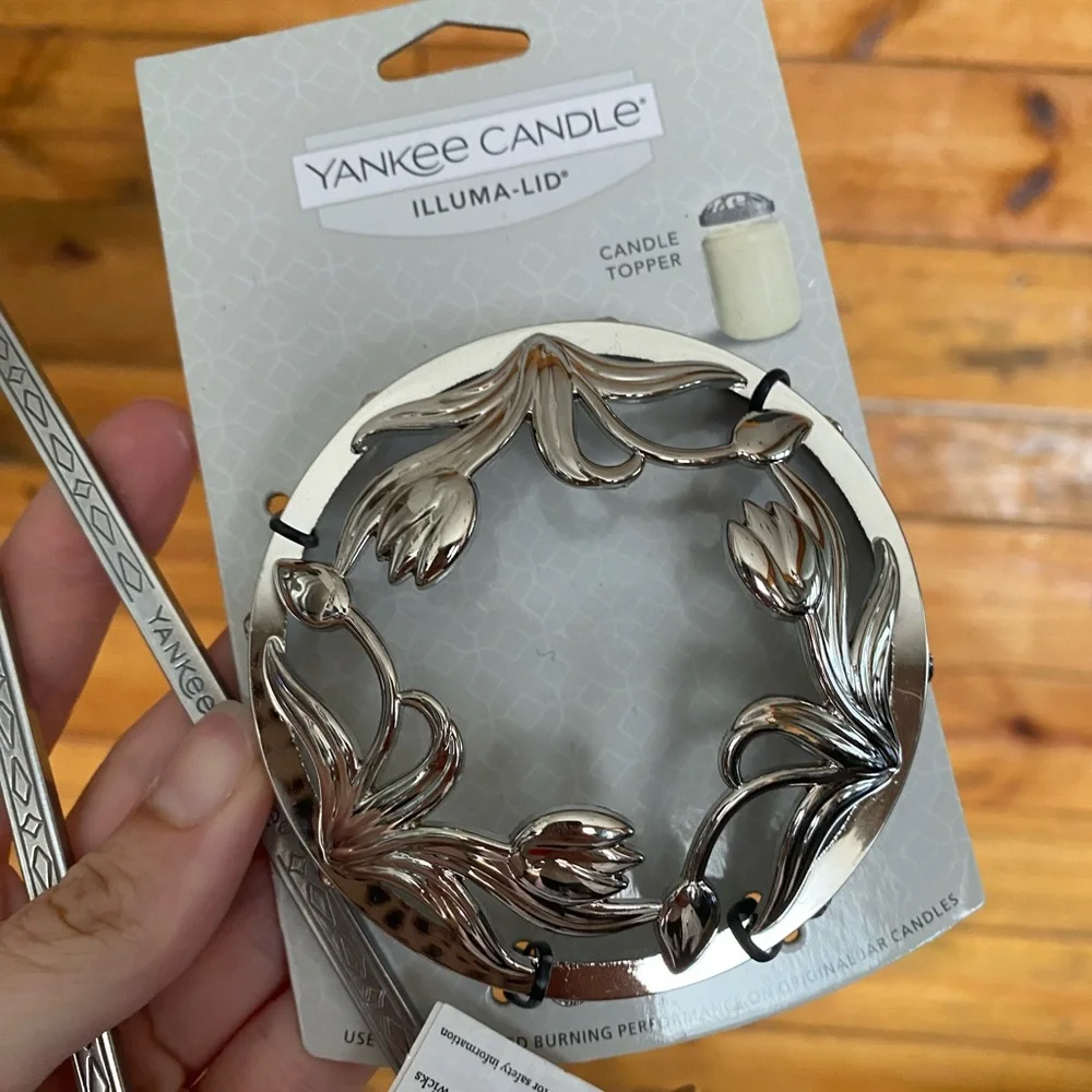 Yankee Candle Lid & Wick Cutter - Picture 2 of 6